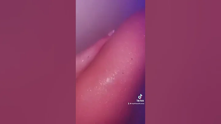 Showertok 🍉 #shorts #showertok #selfcareroutine #treehut #showerroutine #skincare #trulybeauty