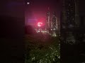 準十二点更多的惊喜在窗外遠处At twelve o&#39;clock, more surprises are far outside the window