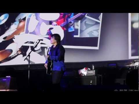[HD/HQ] 09 牽掛 伍佰&China Blue @ 20周年大感謝世界巡迴演唱會 [新加坡站140712]