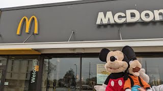 Mickey Mouse and Goofy go to McDonald's