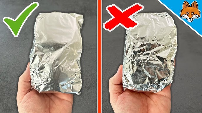 Why is only 1 side of aluminum foil shiny?