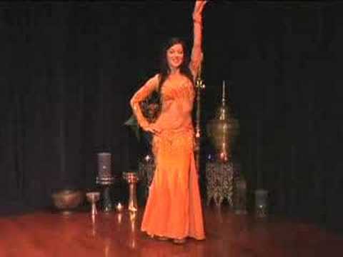Belly Dance performance Commentary part 1