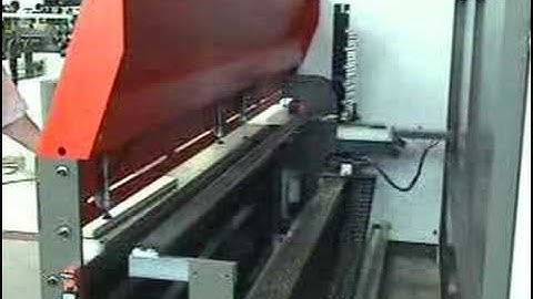 Drilling & Inserting Hinges with Gannomat Express S1