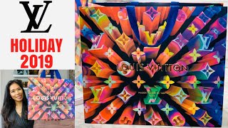 BRAND NEW Louis Vuitton 2019 3D Rainbow Christmas Shopping Bag 18