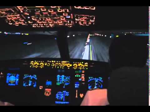 For more videos: http://planesvid.blogspot.com Facebook: http://www.facebook.com/iloveaviationGirls Suscribe: http://www.youtube.com/user/cptburgos Please rate, comment and suscribe. Airbus...