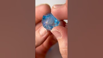 Rainbow colorshift inside dice? Sign me up! #Dnd #dice #ttrpg #resinart #handmadedice