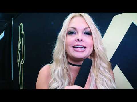 Video: Jesse Jane ne kadar zengin? Jesse Jane Net Değer, Wiki Biyografi: Wiki, Evli, Aile, Düğün, Maaş, Kardeşler