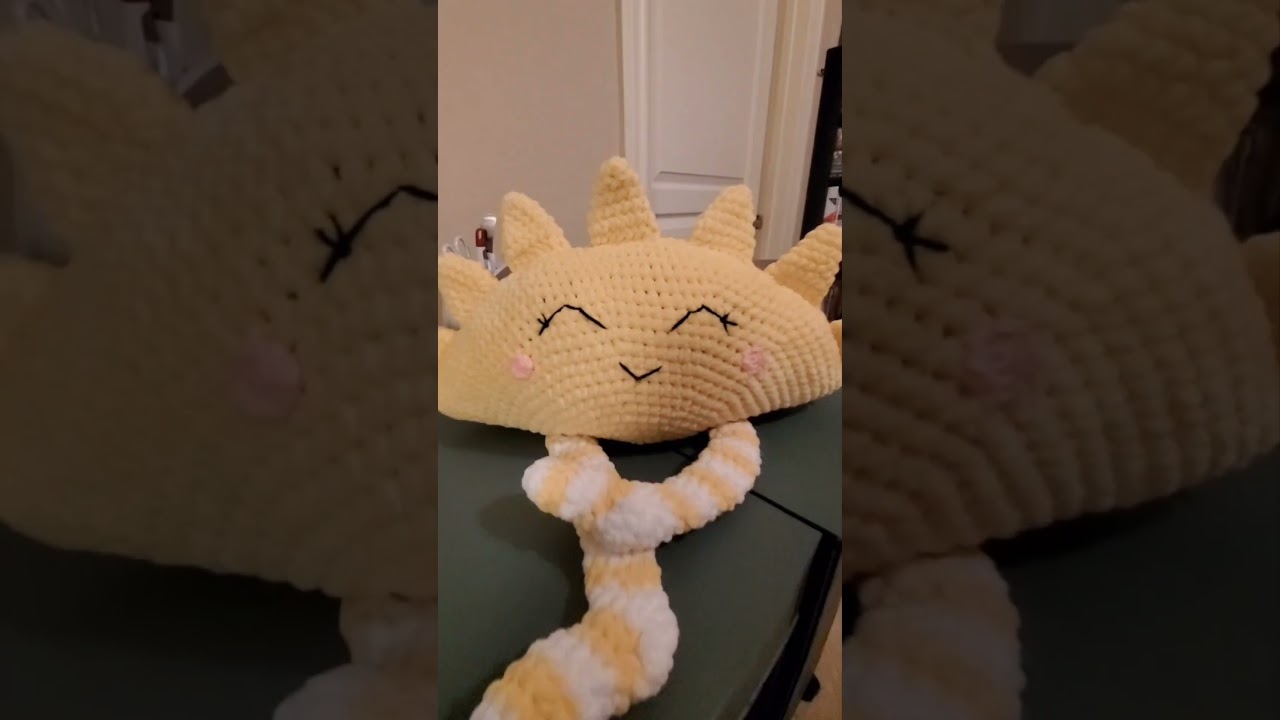 Crochet baby pillow sun. 