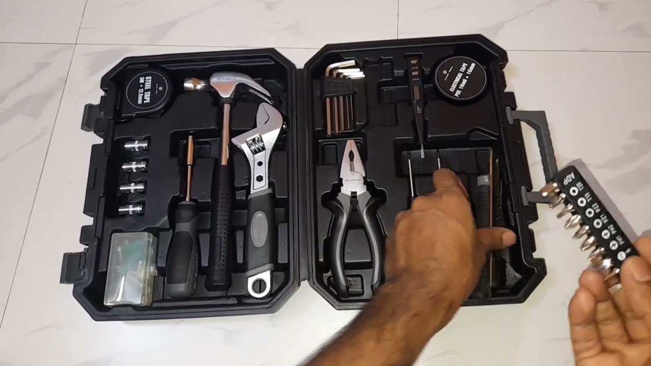 Unboxing the XIAOMI YOUPIN JIUXUN 60 in 1 Tool Kit Household Hand Tool Toolbox. 