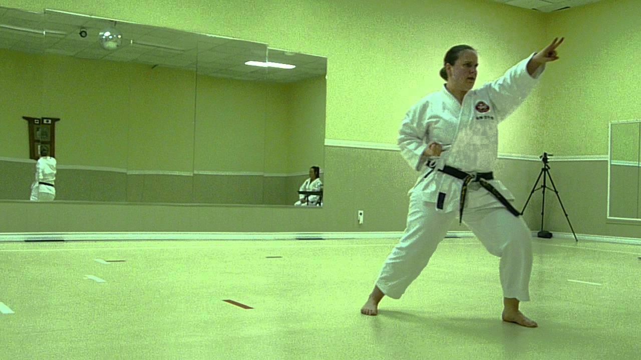 Women in Karate: IKD Shotokan Black Belt Test (for Sandan), Kata, Chinte | May 2012