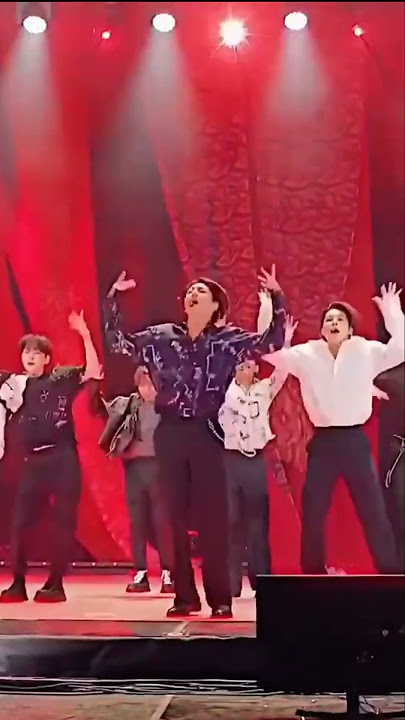 Maula mere maula song #bts #btsdancebangtantv #dance #kpop #army #btsarmy #btsshorts #shortsvideo