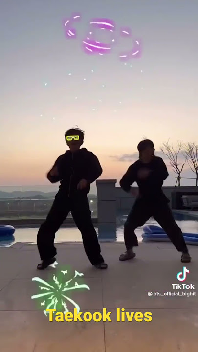Taekook’s tiktok RUN-BTS dancing challenge