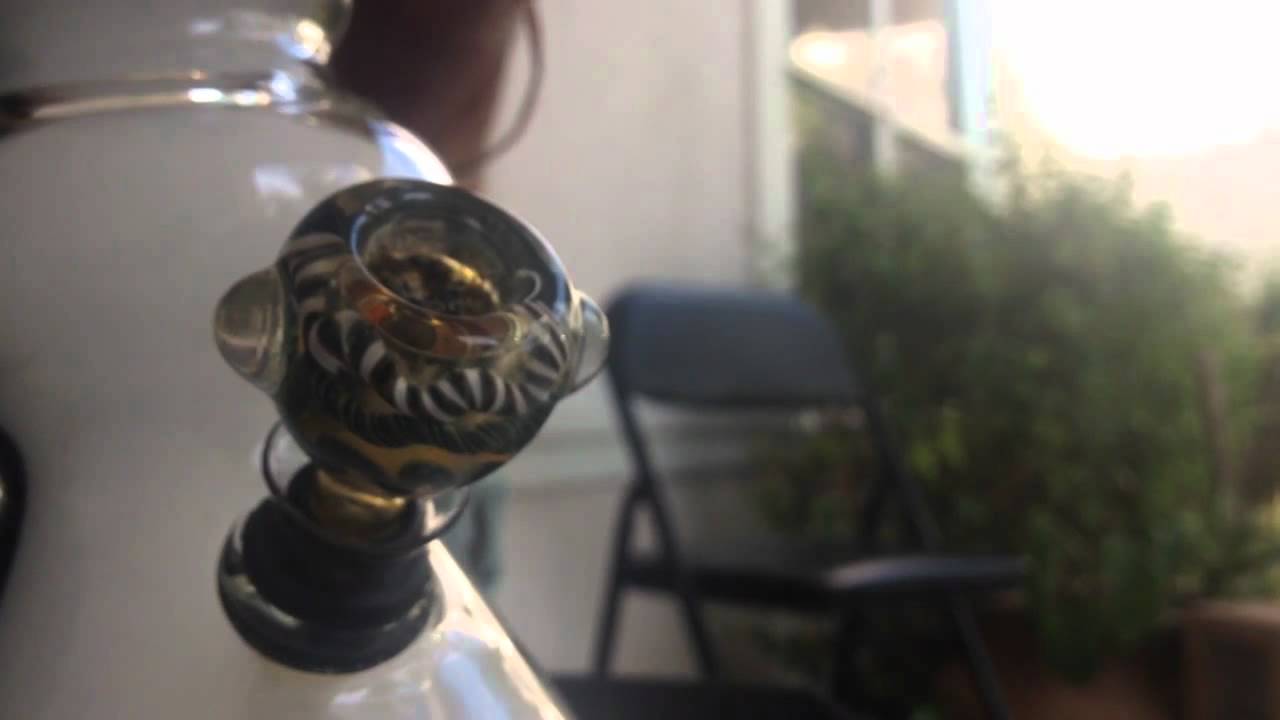 HD close up bong rip