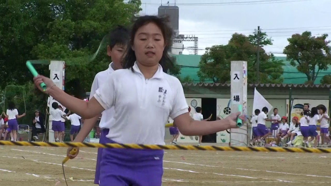 小学生 乳首 鉄棒 