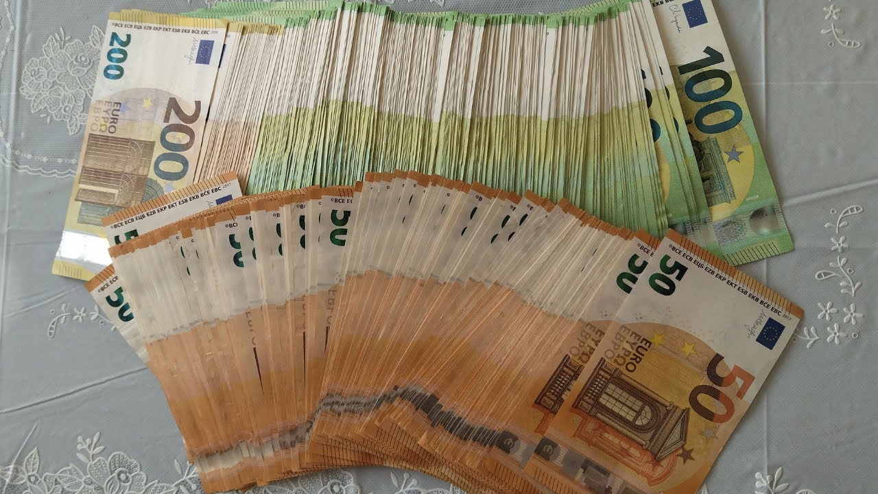 BIG STACK OF MONEY !!! - YouTube