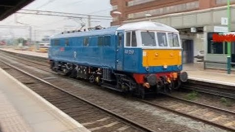Class 86 | 86259 Les Ross | Light Loco Fast Pass | West Coast Railways | Watford Junction | 19/09/21