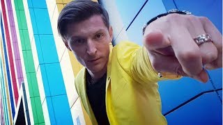 Павел Воля купил таунхаус на Рублевке по соседству с Ксенией Собчак Павел Воля купил таунхаус на Рублевке по соседству с Ксенией Собчак