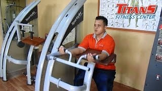 Latihan Menggunakan Alat Biceps Curl - Titans-Fitness.com