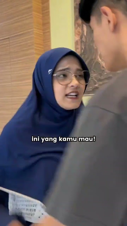 KASIHANILAH WANITA KARENA TERKADANG MEREKA DIAM DALAM KESENGSARAAN