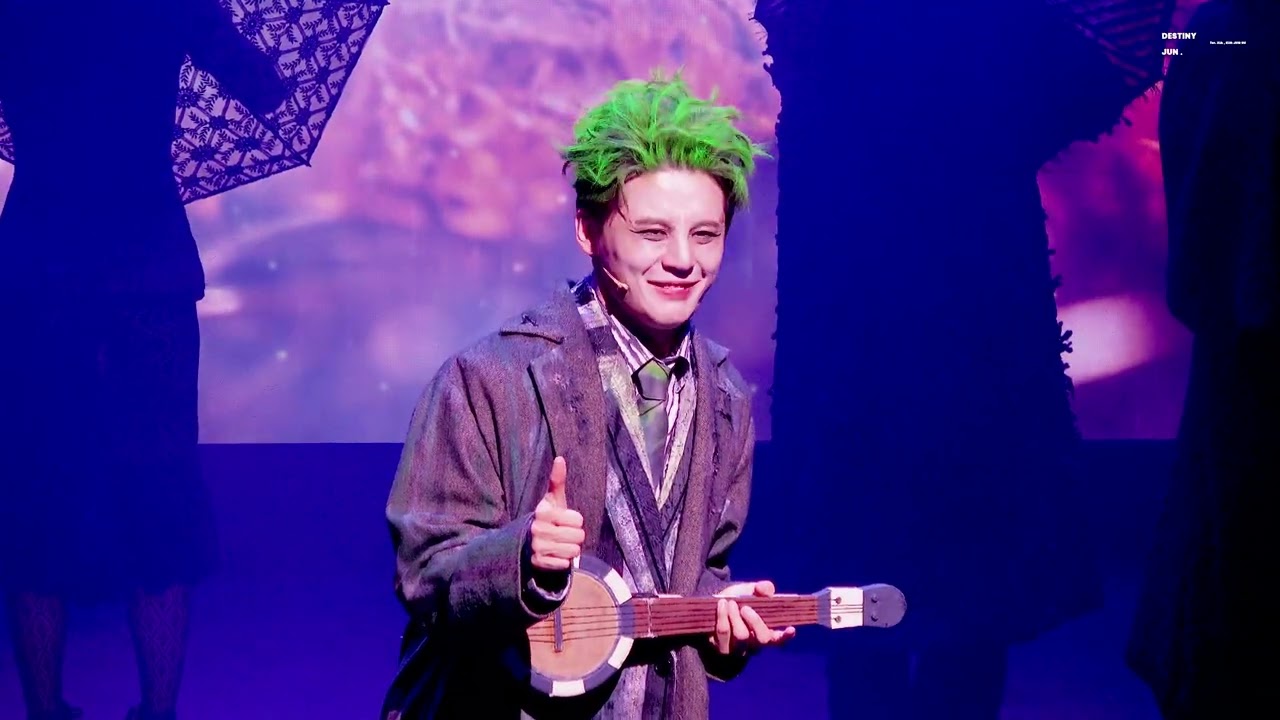 4K 251222 신세계 '뮤지컬 원더랜드' 홀리데이 피날레 김준수 I XIA - 뮤지컬 비틀쥬스 'The Whole Being Dead Thing'