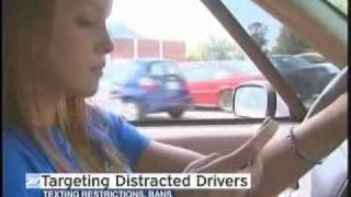 Lawmakers target distracted driving