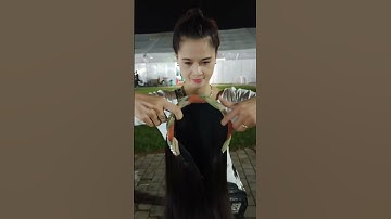 Cài tóc giả thẳng dài đẹp giữa phố đêm đông người #caitocgia