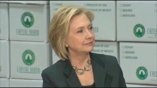 In Iowa, Hillary Clinton Nods, and Nods, and Nods... In Iowa, Hillary Clinton Nods, and Nods, and Nods...