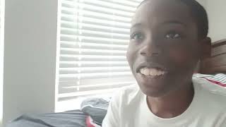 Peely vs fishy 🤣 try not to laugh fortnight edition