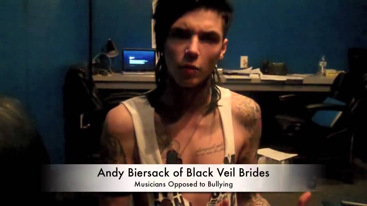 Andy Biersack (Black Veil Brides) - Talks About Self Harm