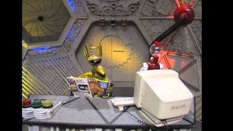 MST3K: PC vs. Mac - Crow and Tom Servo Throw Down