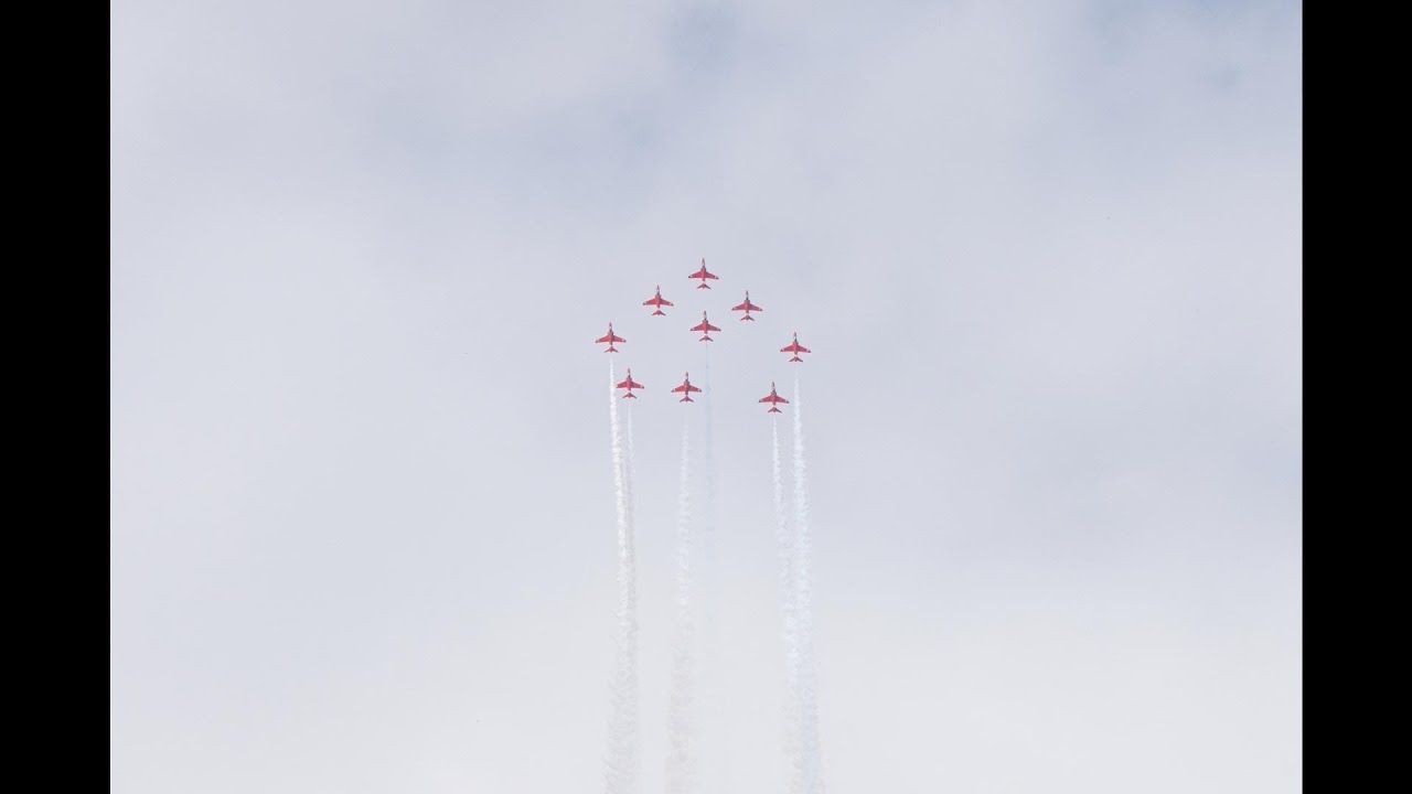 Red Arrow Burst Photo2 2 1 Slow Speed Video for re-editing, private