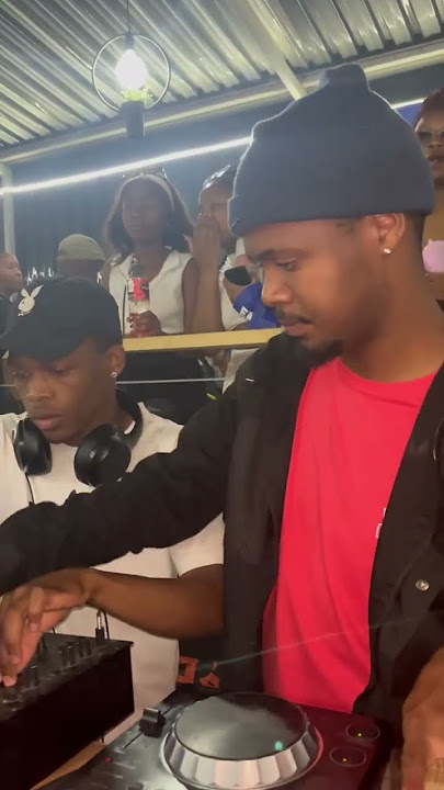 Slavity Kay11 & Maizal Kofisa @Clarens Cafe 94💯 Jazzworx tholukuthi//Monate mpolaye #afrohouse