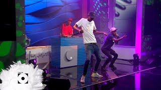 semi-tee-miano-and-kammu-dee-perform-labantwana-amauber-massive-music-channel-o