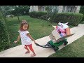 Download Elif ile eski evde resimlerinden ve oyuncaklardan getiriyoruz.Eğlenceli çocuk videosu Elif ile eski evde resimlerinden ve oyuncaklardan getiriyoruz.Eğlenceli çocuk videosu