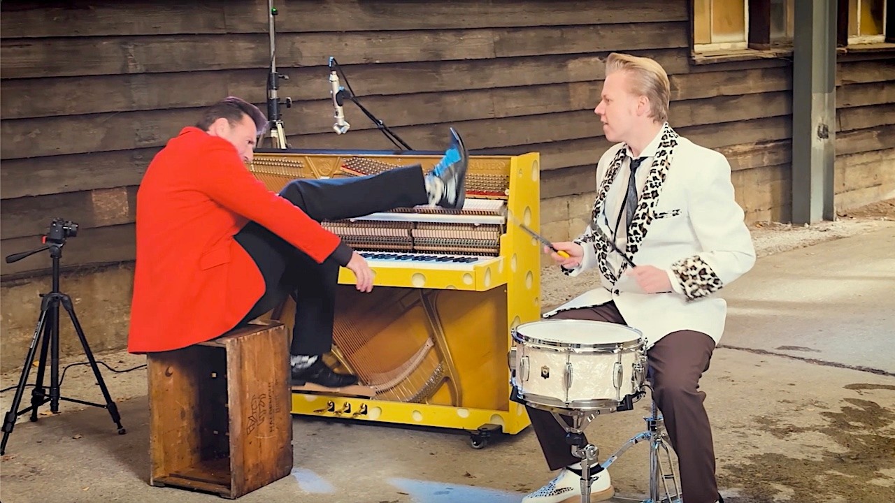 Gentlemen's Backyard Boogie | Nico Brina feat. Tommy Romero
