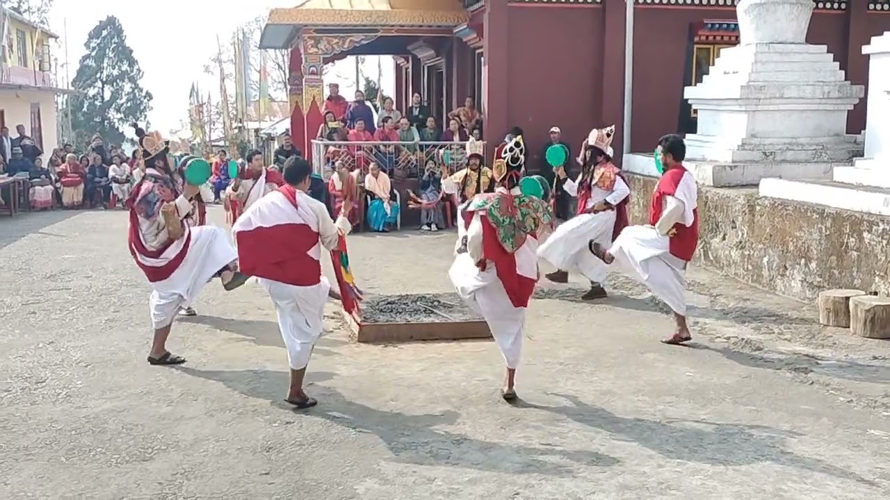 chod cham dolshi😇