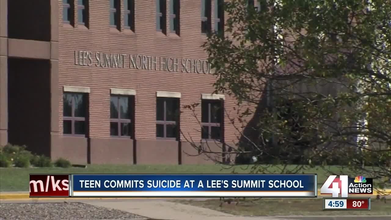 Student takes her own life at Lees Summit North High School - YouTube