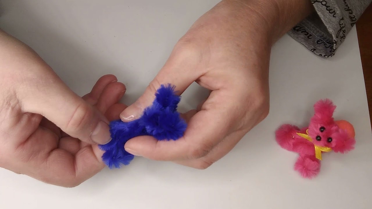 How to Make Pipe Cleaner Star Ornaments 