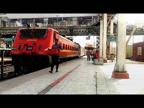 SHABDBHEDI EXPRESS 22323 KOLKATA-GHAZIPUR CITY ARRIVING MUGHALSARAI JN