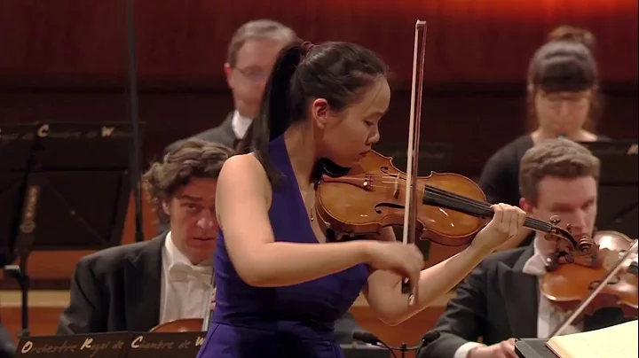 Mozart Concerto No. 5 in A major, K.216 - Stella C...
