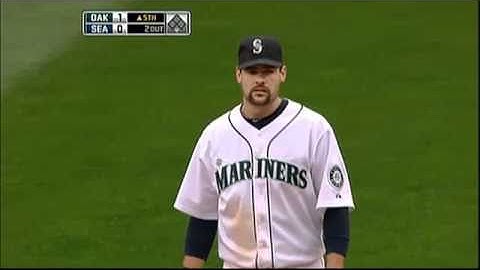 2010/04/12 Mariners turn two