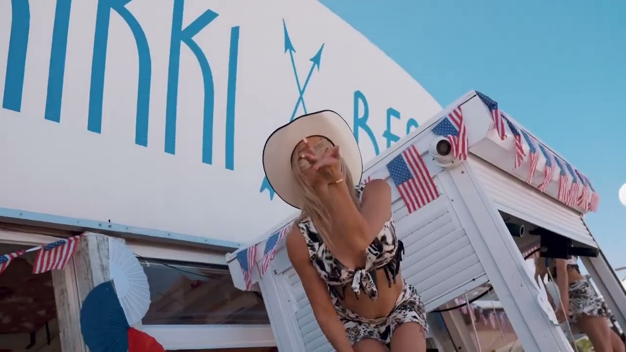 Kikki Beach - American party with DJ Fabrizio Parisi 02.07.2022