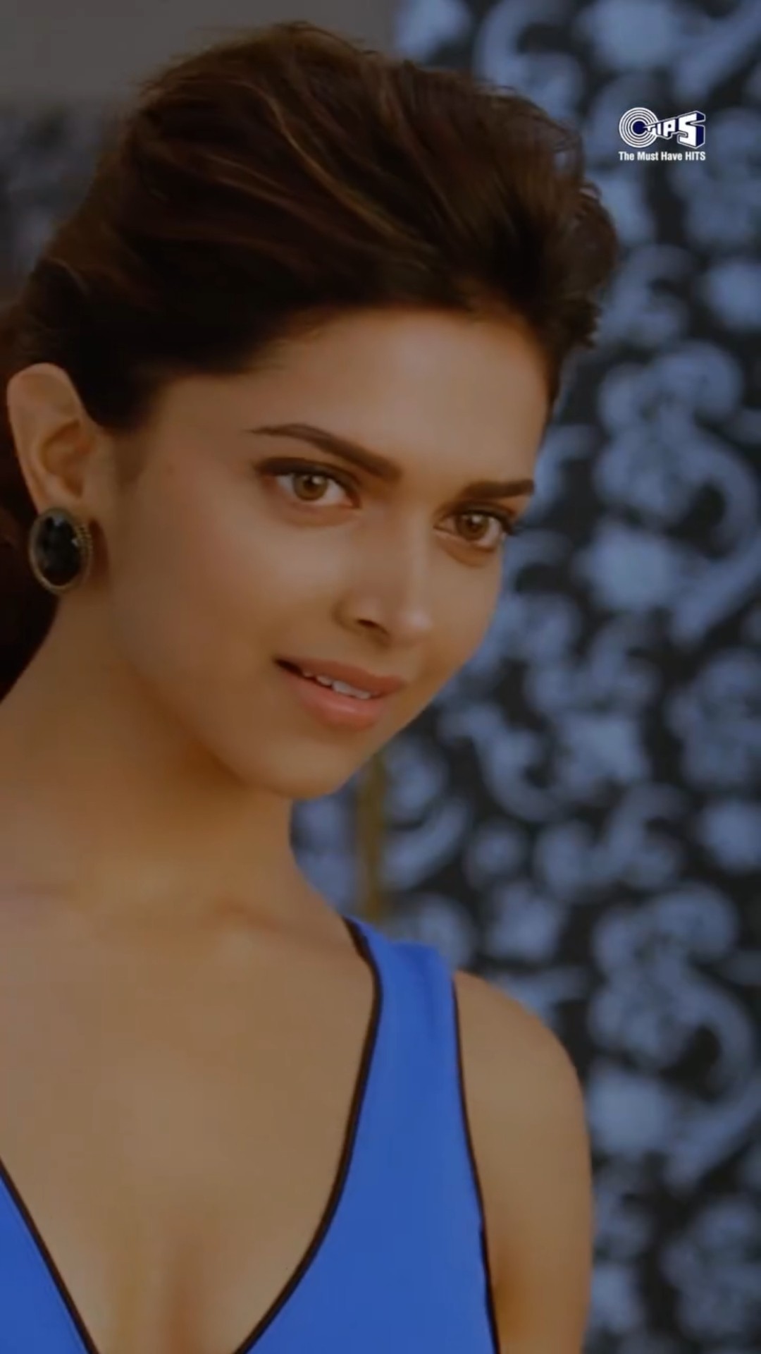 When you look at her, a gush of fresh air fills the room with love and admiration! Happy birthday