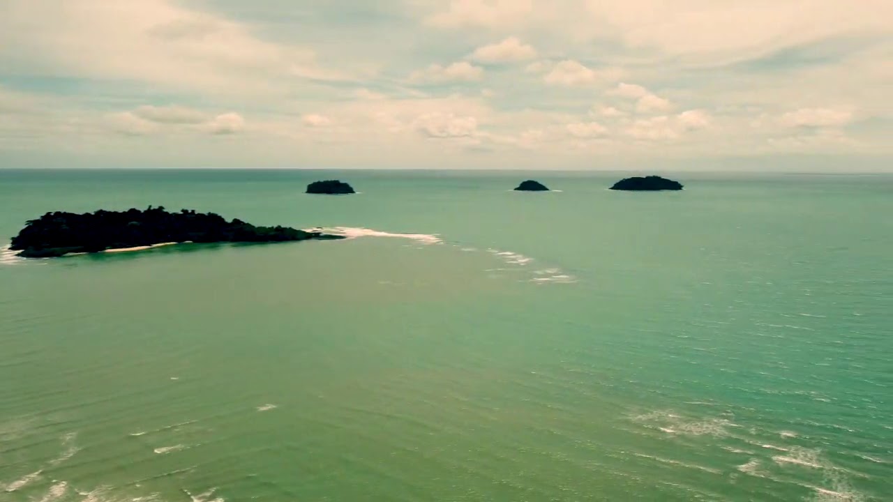 Jungle Fly By - Peter, Da & Mark arrive in Koh Chang