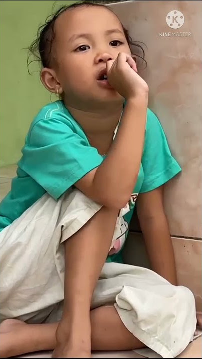 MENUNGGU AYAH PULANG KERJA