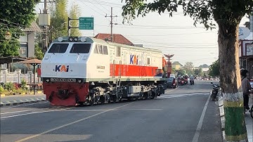 Kalibrasi Sensor Tegangan Menggunakan Arduino UNO Praktikum Sensor dan Aktuator