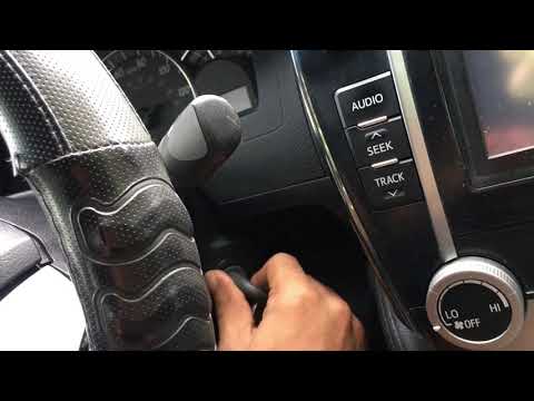 Video: Bagaimana cara mereset lampu check engine pada Toyota Camry 2014?