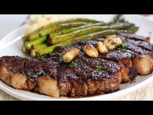 Garlic Butter Steak| Easy Steak Recipe | Father's Day Dinner Idea class=