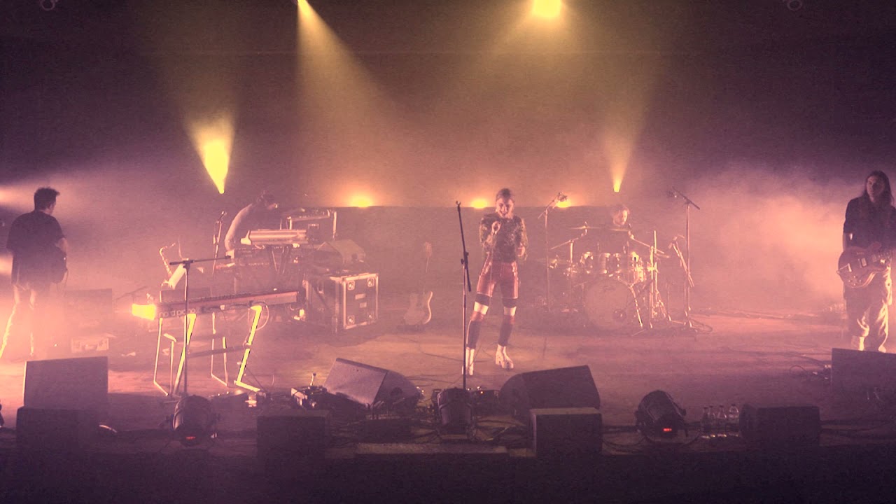 Pumarosa - Virtue (live at EartH, London, 2019) auf YouTube ansehen Pumarosa - Virtue (live at EartH, London, 2019) auf YouTube ansehen