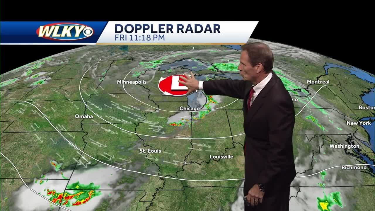Occasional shower and storm chances this weekend - YouTube